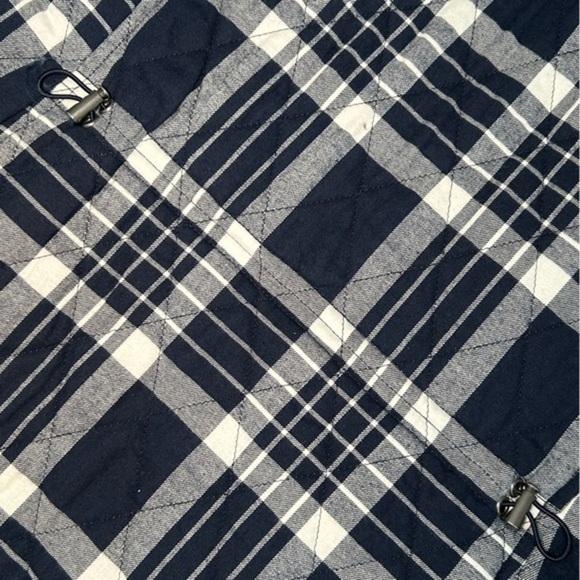 NWT CROFT & BARROW BLUE & WHITE PLAID FULL ZIP LINED DRAWSTRING VEST, SIZE M - Picture 3 of 8